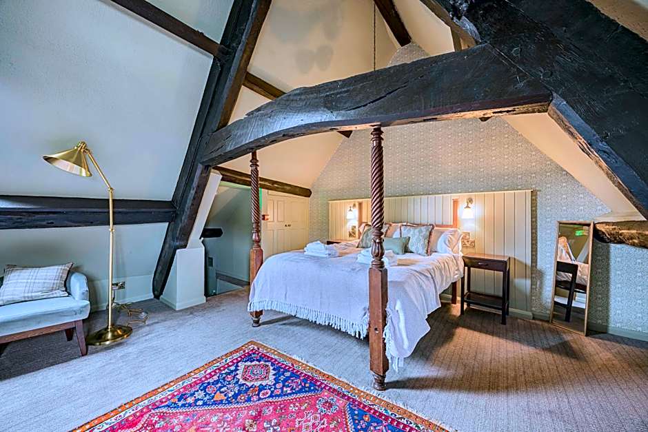 The Golden Pheasant Inn