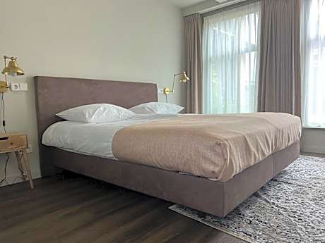 Double or Twin Room with Bathroom