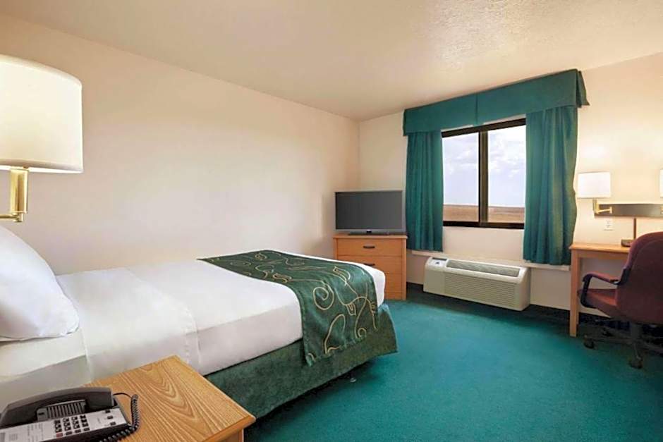 Travelodge by Wyndham Vaughn