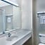 Super 8 by Wyndham Lowell/Bentonville/Rogers Area