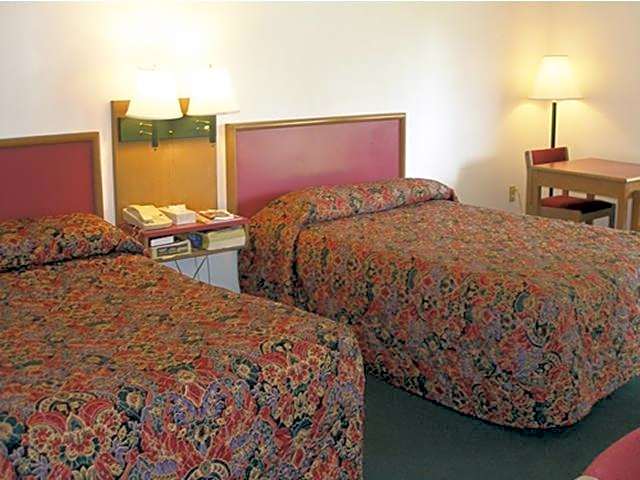 Knights Inn Center Valley