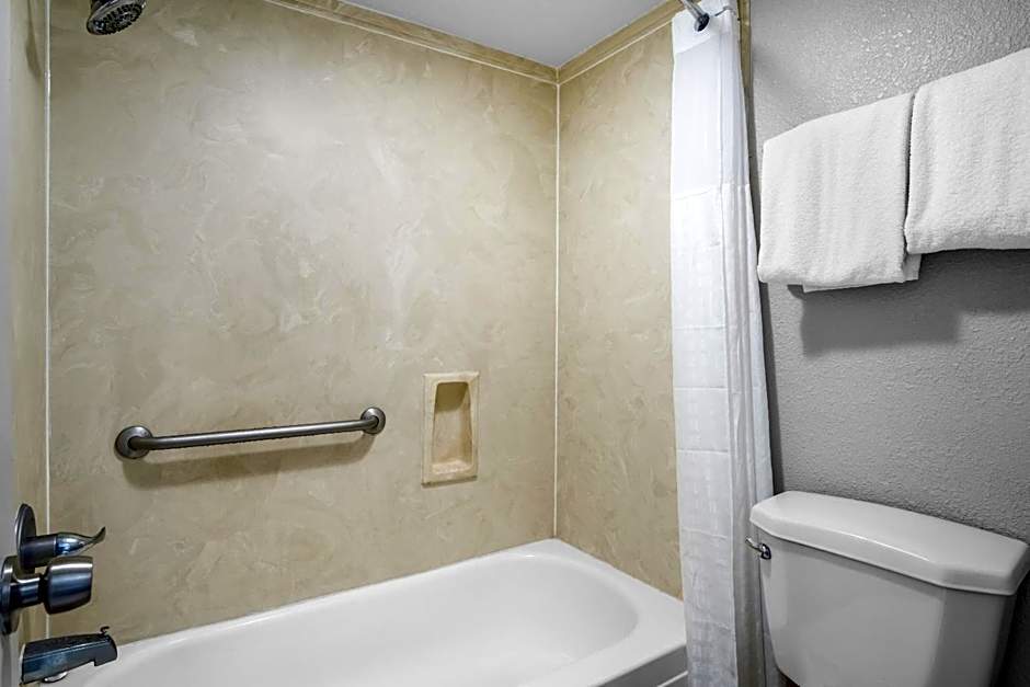 Rodeway Inn
