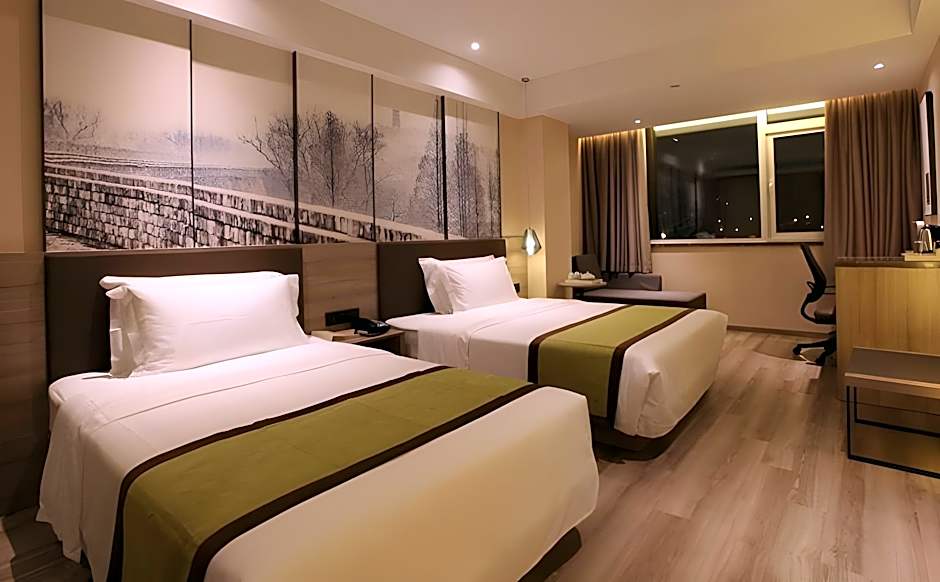 Atour Hotel Nanjing Lukou Airport
