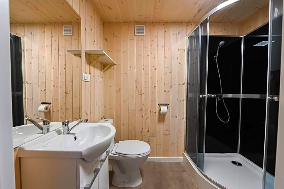 Leśniczówka-Wdzydze Pe eL