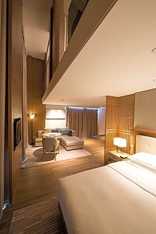 Duplex Suite with Sea View