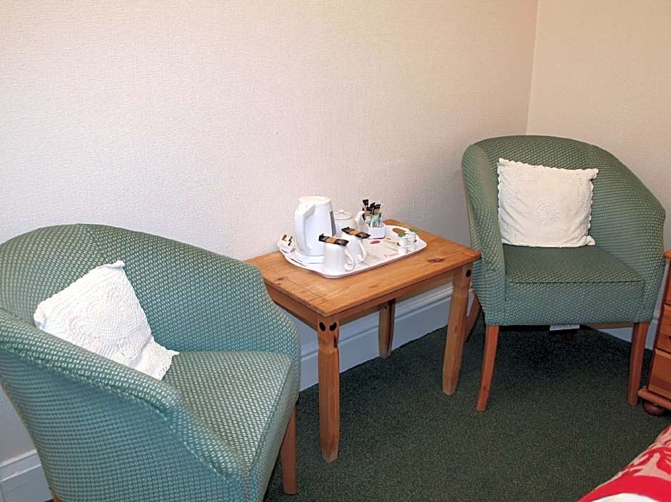 LG Thai Derm Spa & Guesthouse                                                   