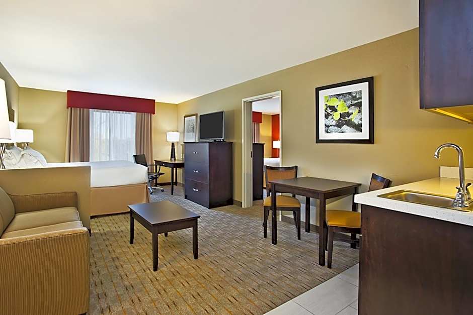2 Bedroom Suite — 3 fotoğraftan 1. fotoğraf