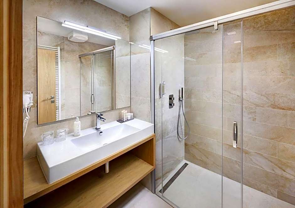 Hotel Galeria Thermal Bešeňová