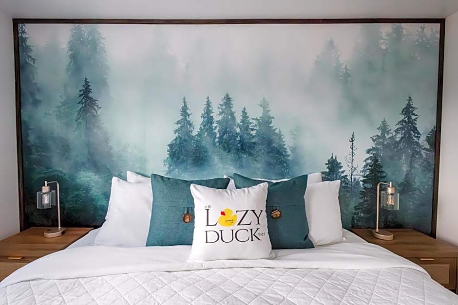 Lazy Duck Inn