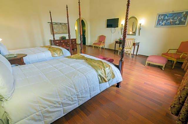 Hotel Castillo de Santa Cecilia