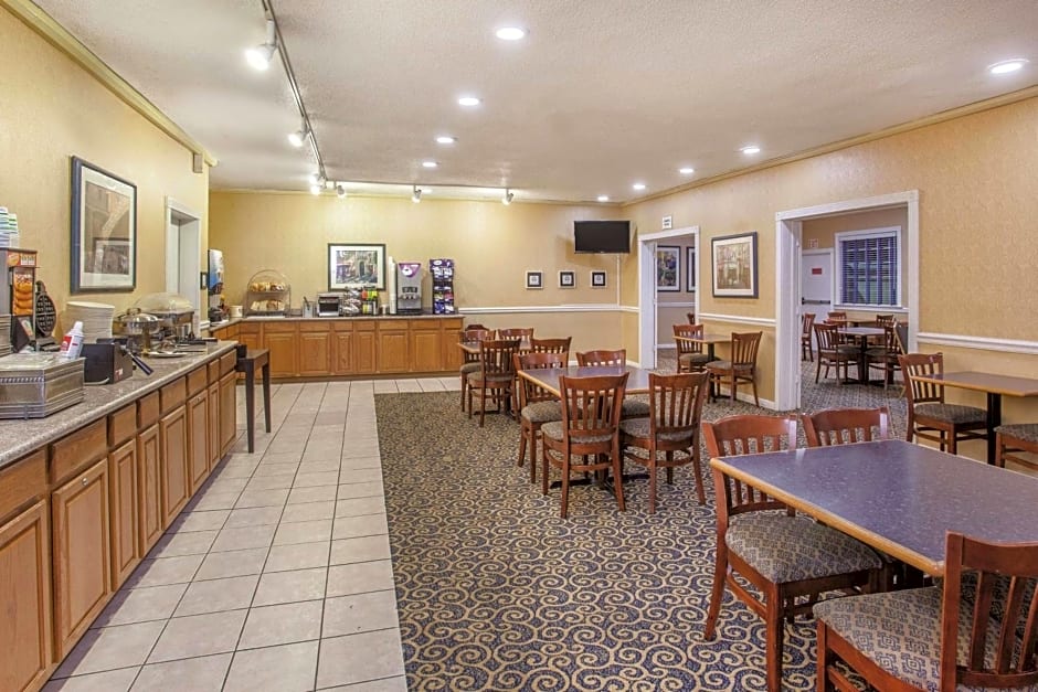 La Quinta Inn & Suites by Wyndham Berkeley