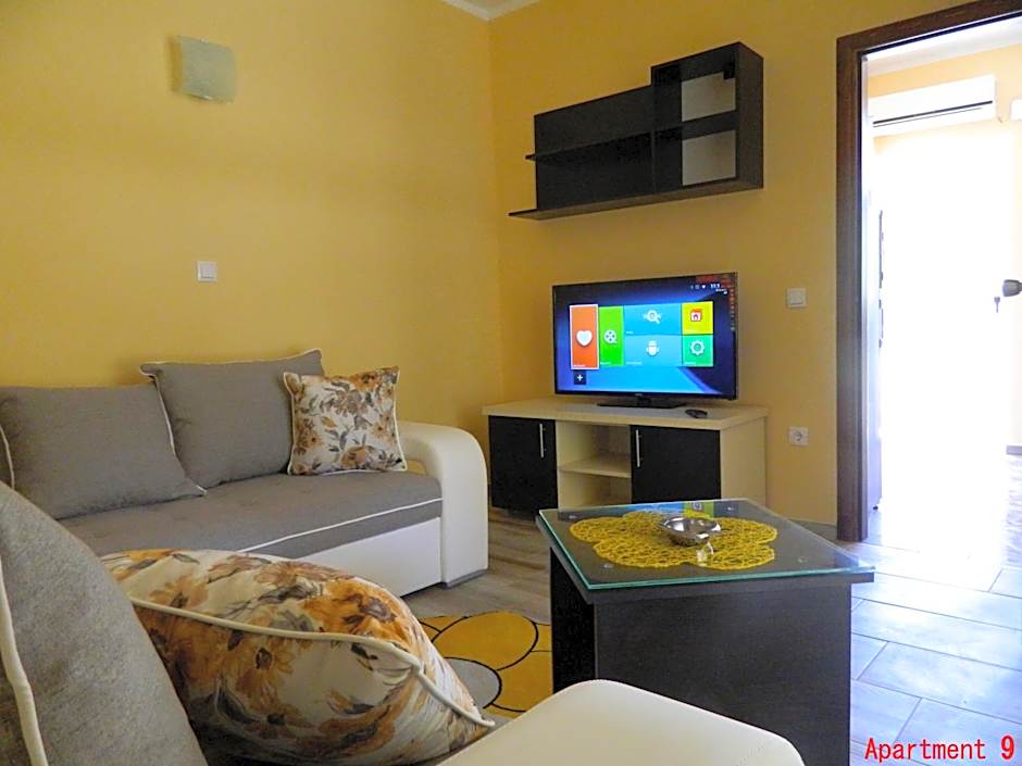 President Bungalows and Apartments