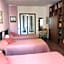 Cosmopolitan B&B