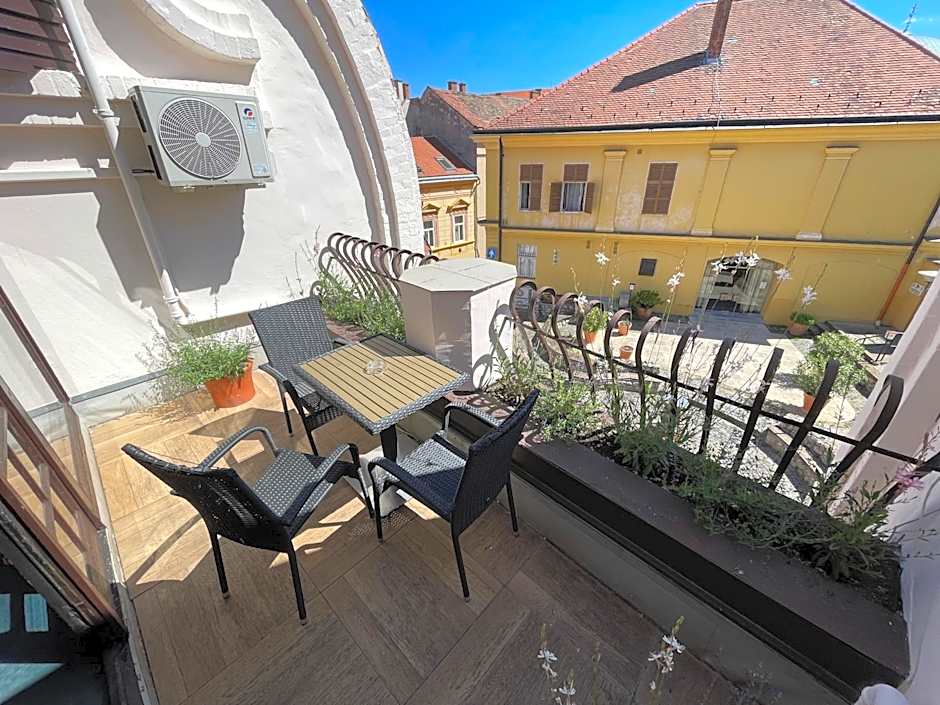 Hotel Főnix
