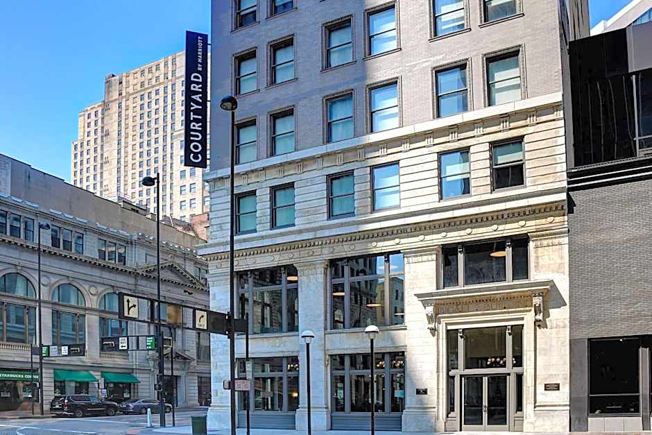 Courtyard by Marriott Cincinnati Downtown 