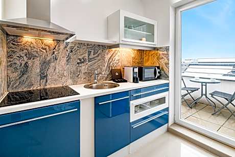 Best Western Plus Celebrity Suites
