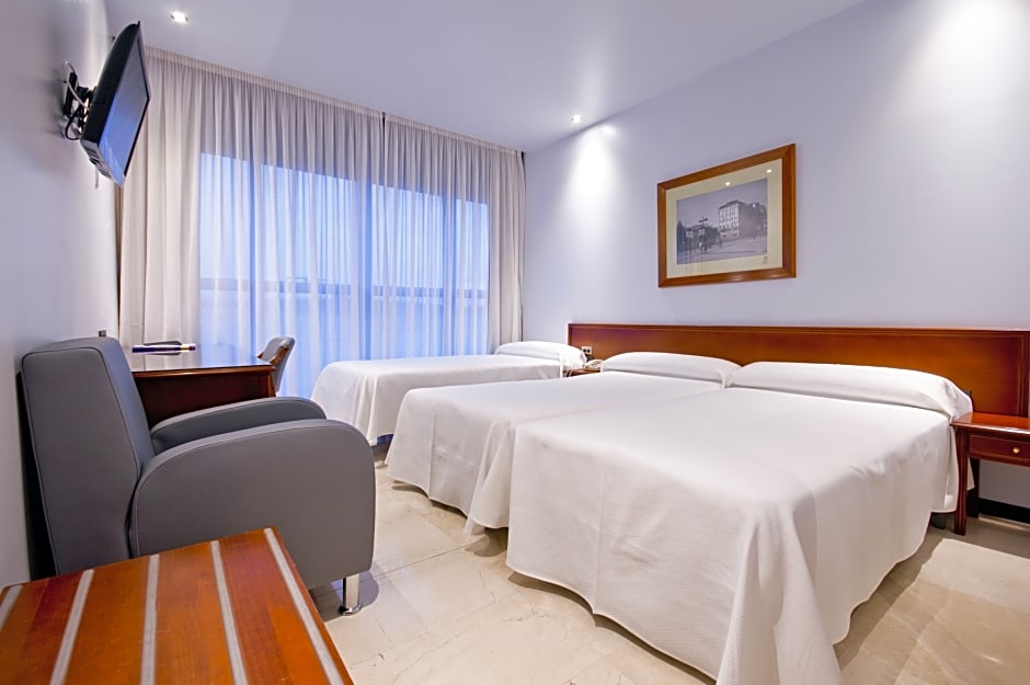 Hotel Santiago & SPA