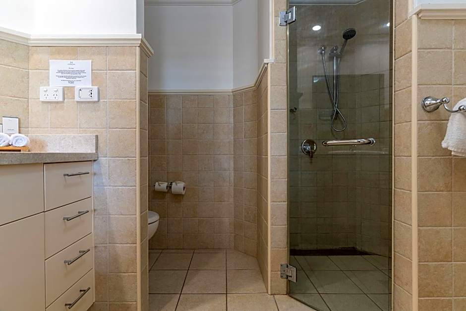 Harrington River Lodge