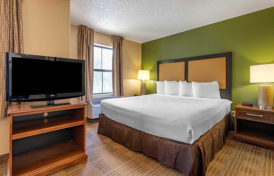 Extended Stay America Suites - Orlando - Maitland - 1776 Pembrook Dr.