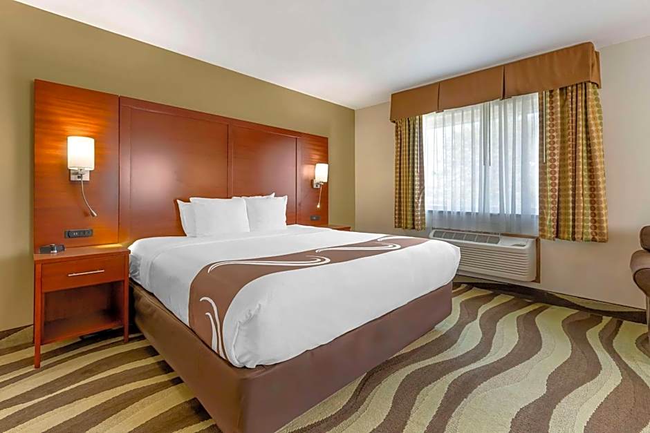 Quality Inn & Suites Stoughton - Madison South