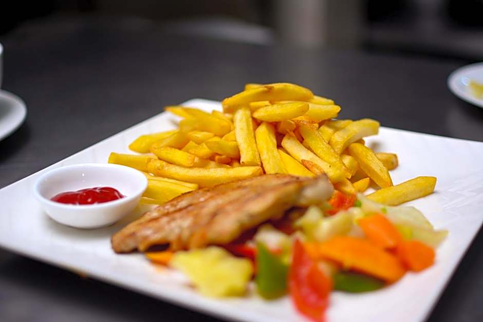 GolfView Suites & Conference Center