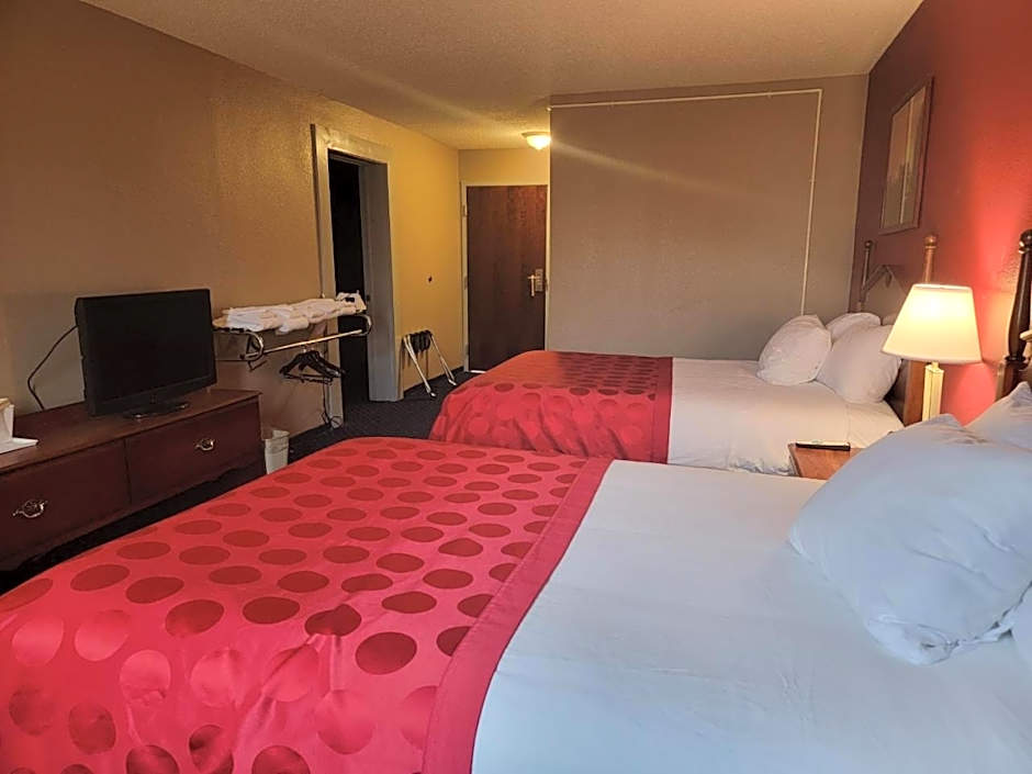 Ramada by Wyndham Angola/Fremont Area