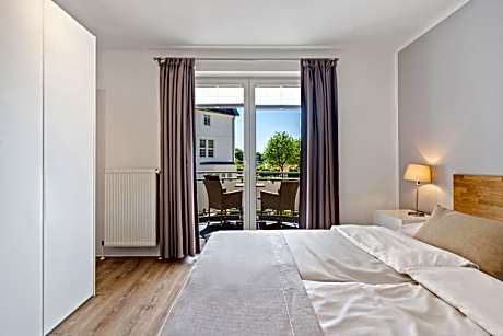Apartment with Balcony (Annex building)
