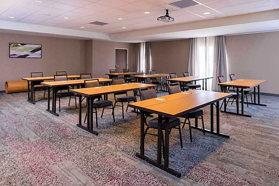 Courtyard by Marriott Elmira Horseheads