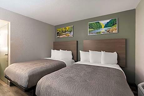 1 King Bed 1 Single Bed Nonsmoking