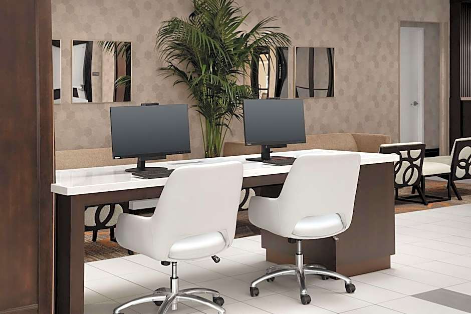 Embassy Suites By Hilton Hotel La Quinta, Ca