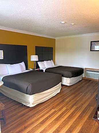 Standard Double Room with 2 Double Beds - Non-Smoking