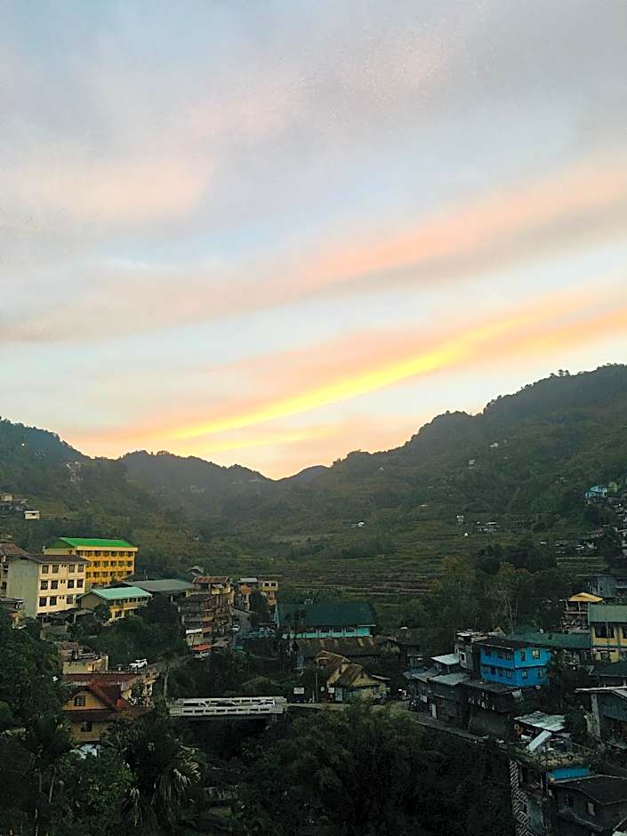 Uyami's Green View Lodge