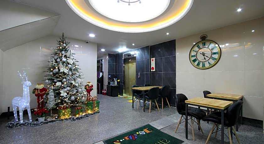 Business Hotel Busan Station