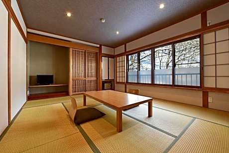 Small Twin Room-F
