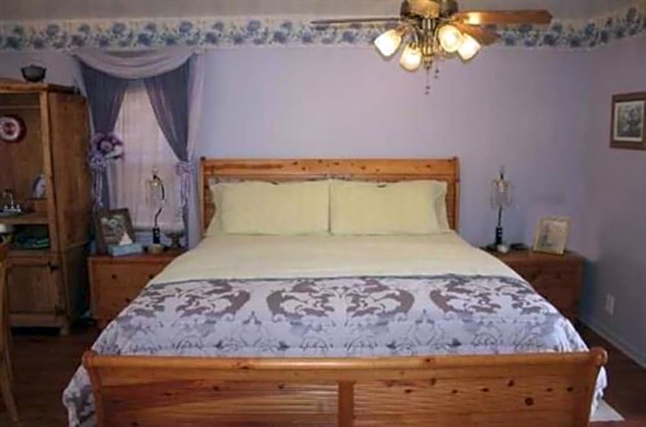 Susan's Cottages – Alexandria, LA