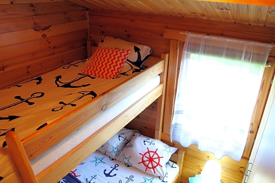 Domki letniskowe ZŁOTE PIASKI Ustka