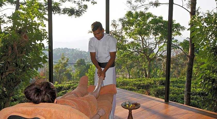 Mountbatten Bungalow - Thema Collection