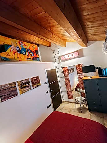 Small Double Room with Private External Bathroom