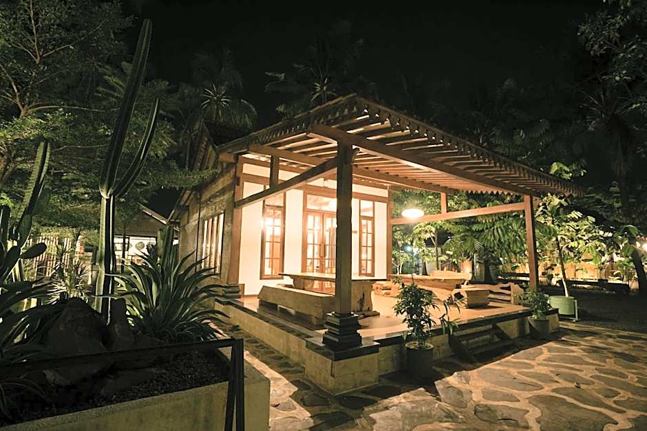 LAYANA FARMSTAY