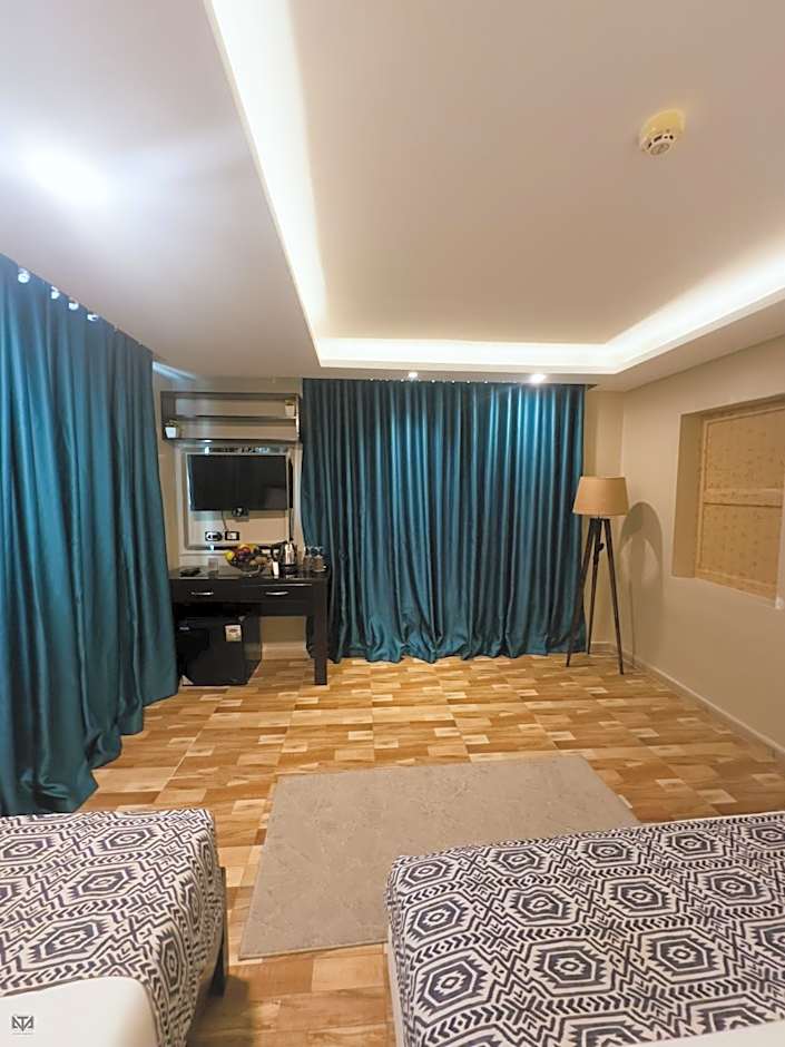 Turquoise Pyramids & Grand Egyptian museum view Hotel