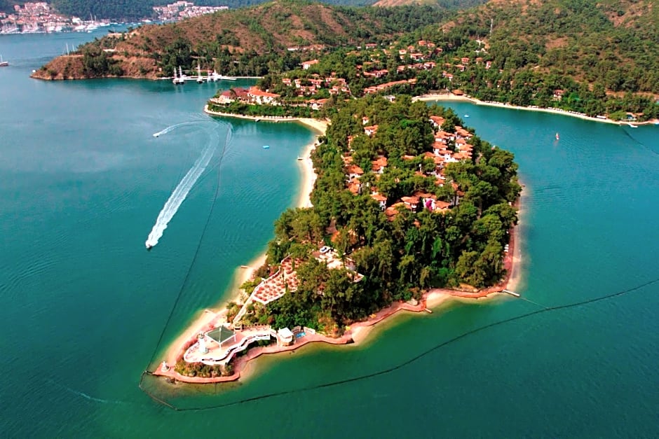 Club & Hotel Letoonia