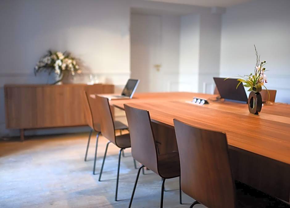 Hôtel du Cheval Blanc - Paris Marne La Vallée