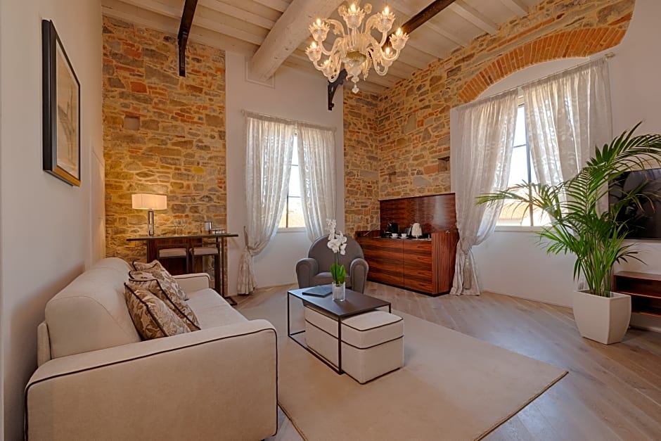 Donati Luxury Tower Suites