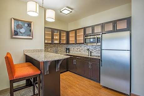 Two-Bedroom Suite with Mobility Accessible Tub - Hearing Access