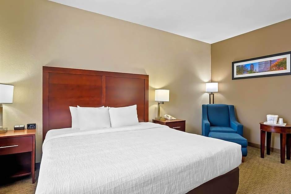 Quality Suites Irving-Las Colinas