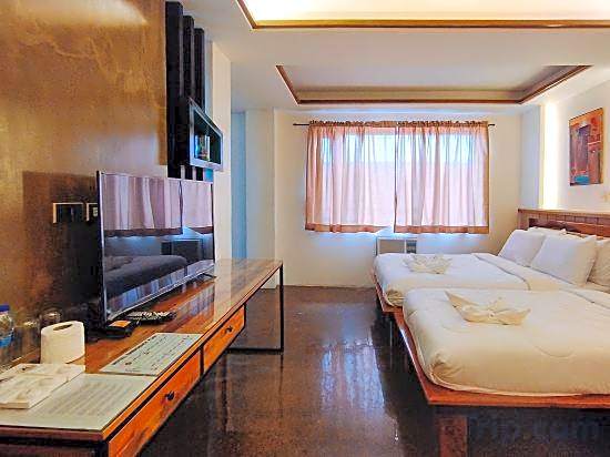 Estancia Roadside Inn by RedDoorz