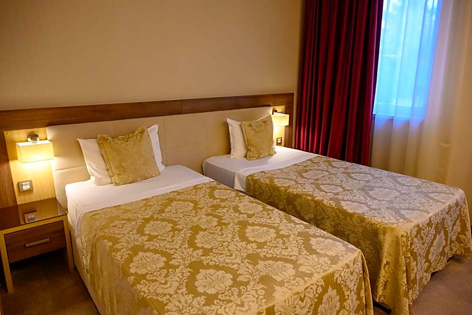 Hotel Tami Residence