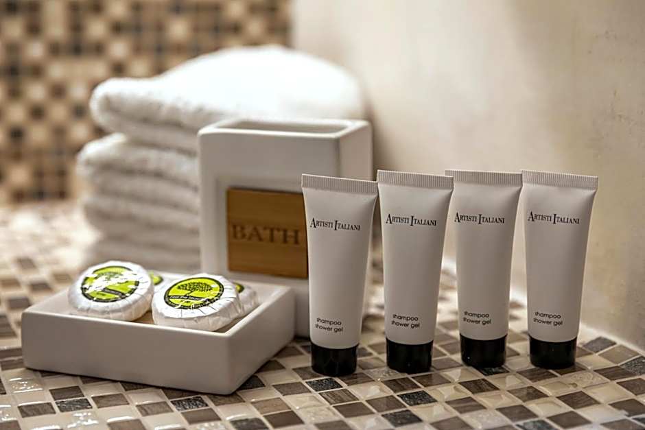 Alafropetra Luxury Suites