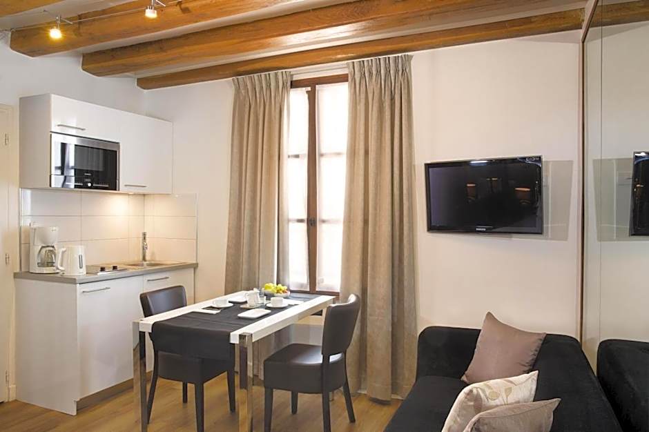 Lion d'Or Paris Suites