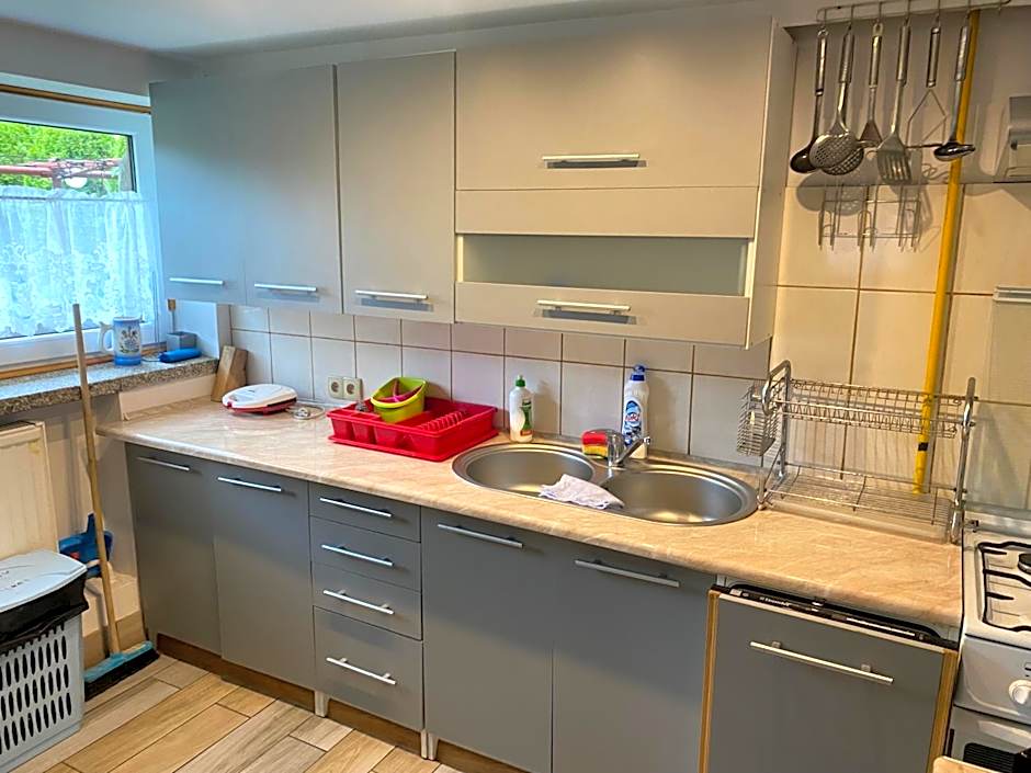 Wynajem Pokoi gościnnych Jaś i Małgosia